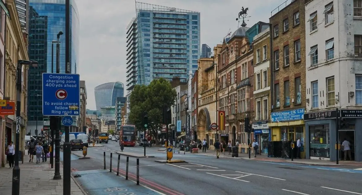 Family Rooms In The Heart Of London Guest house