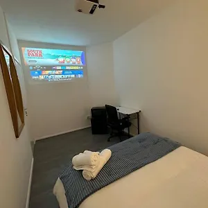 Guest house Small Cozy Private Bedroom Zone1, London