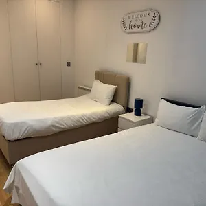 Maison d'hôtes Comfortable - Cosy - Budget In Center, Londres