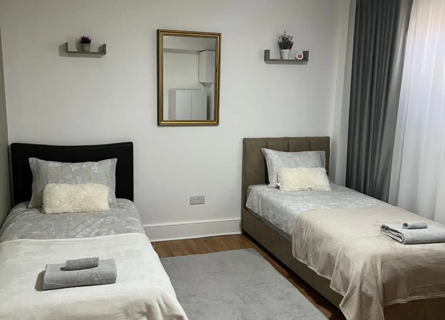 Family Rooms In The Heart Of Лондон Гостевой дом
